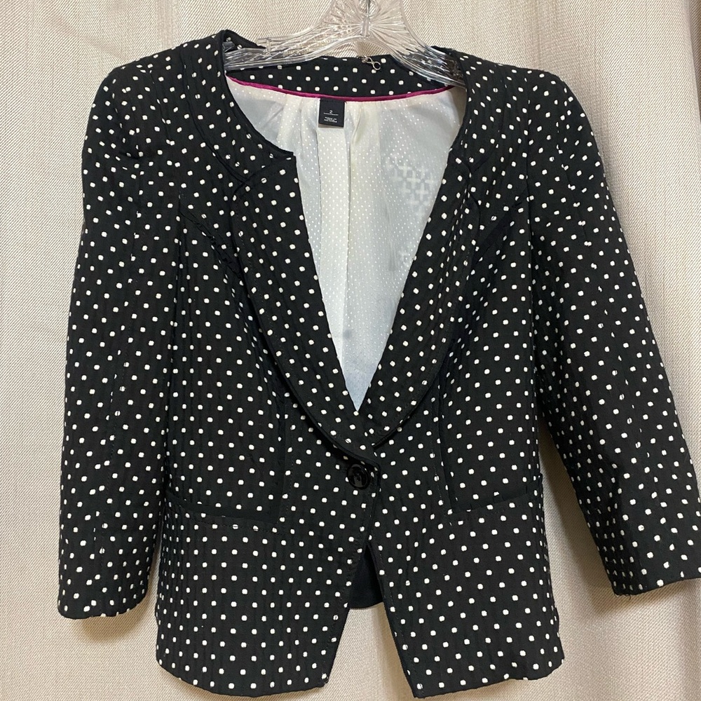 White House black market women’s suit set